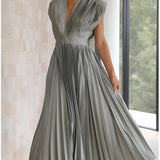 Selina | Ujjatlan ruha redőkkel és cipzárral
